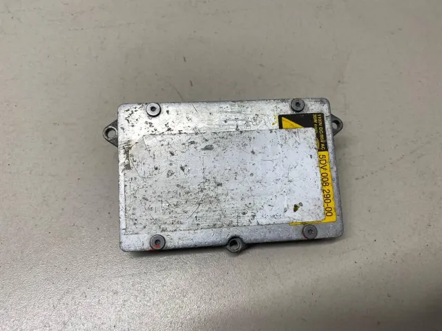Блок ксеноновой лампы для  Chevrolet Malibu 2012-2016