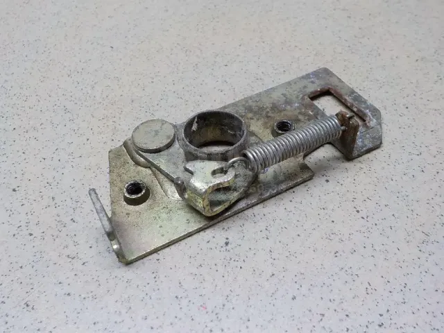 Замок капота для  Ford Kuga 2008-2012
