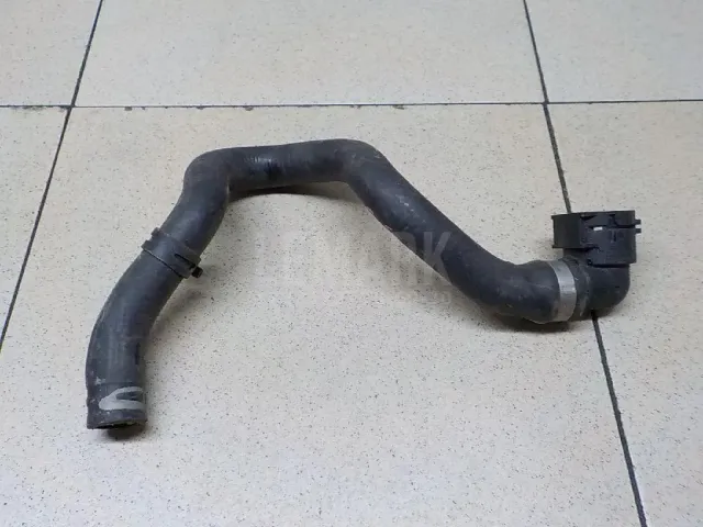 Патрубок отопителя для  BMW 5-serie G30/G31/F90 2017-2023