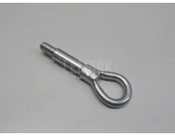 Крюк буксировочный