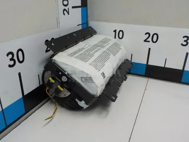 Подушка безопасности пассажирская (в торпедо) для  Ford Fiesta 2001-2008