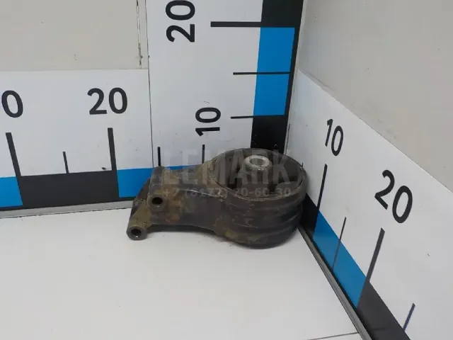 Опора двигателя задняя