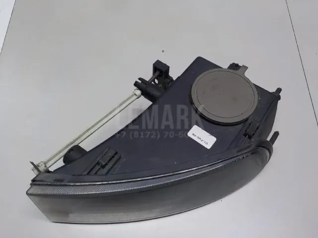 Фара противотуманная правая для  Chrysler Voyager/Caravan 0-1991