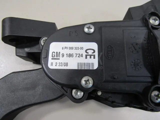 Педаль газа для  Audi A3 [8PA] Sportback 2004-2013