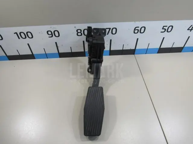 Педаль газа для  Audi A3 [8PA] Sportback 2004-2013