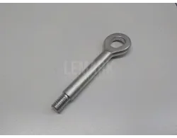 Крюк буксировочный