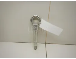 Крюк буксировочный
