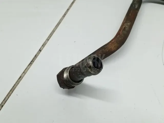 Трубка масляная