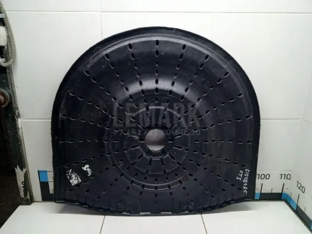 Пол багажника