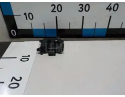 Моторчик заслонки отопителя