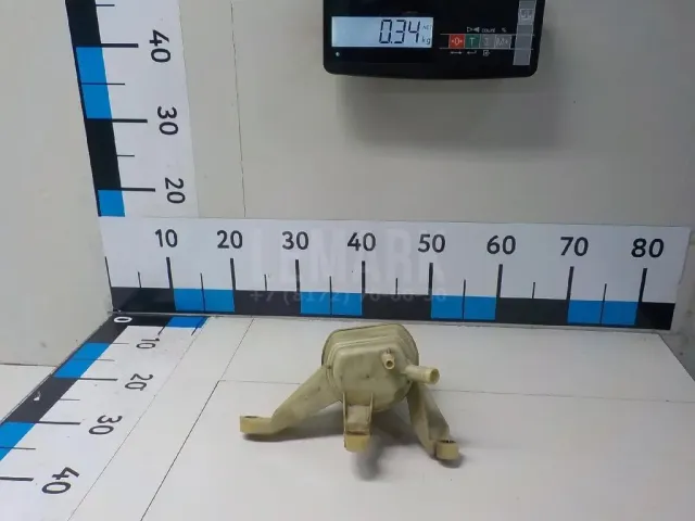 Бачок гидроусилителя