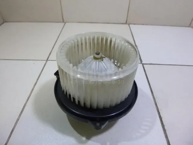 Моторчик отопителя