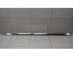 Накладка стекла переднего правого