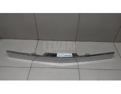 Накладка крышки багажника
