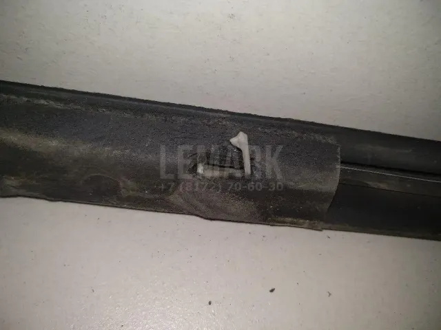 Накладка стекла переднего левого для  Citroen Berlingo II (B9) 2008-2022