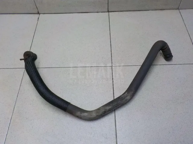 Шланг системы охлаждения