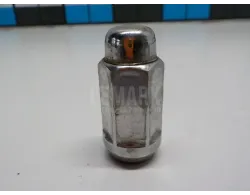 Гайка колеса