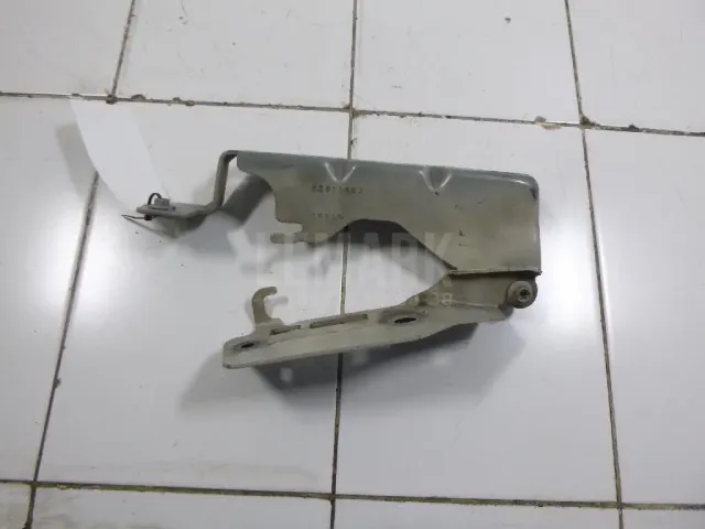 Петля капота левая для  BMW 3-serie F30/F31/F80 2011-2020