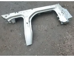 Порог со стойкой левый