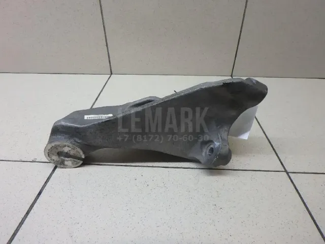 Кронштейн двигателя левый для  Fiat Punto II (188) 1999-2010