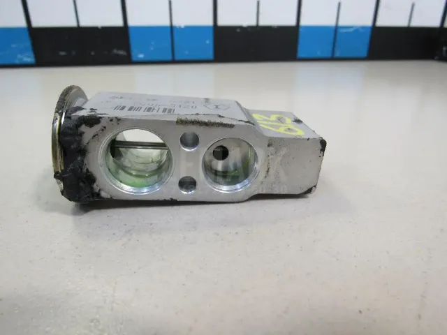 Клапан кондиционера для  BMW 2-serie F22/F23/F87 2013-2020