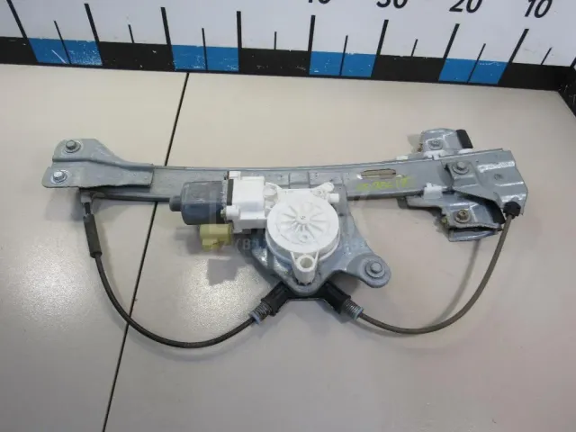 Стеклоподъемник электр. задний левый для  Citroen C4 Picasso 2006-2014