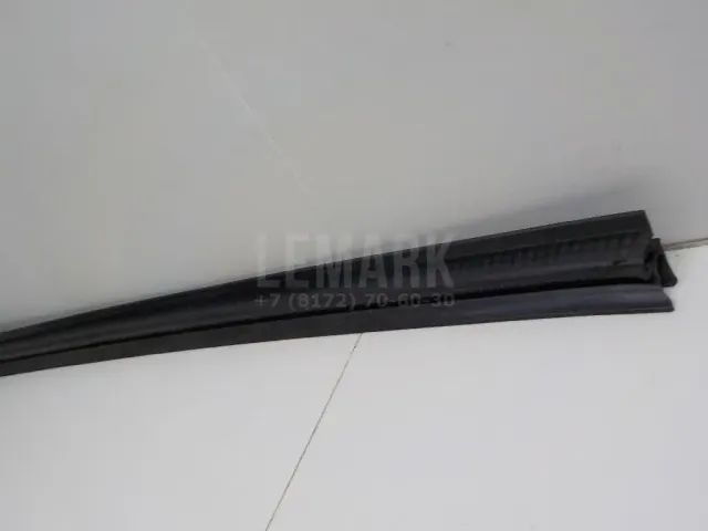 Уплотнитель стекла двери для  Honda Accord VIII 2008-2015