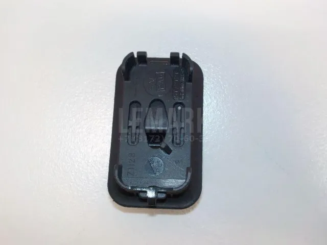 Кнопка открывания двери для  Fiat Ulysse 2002-2011