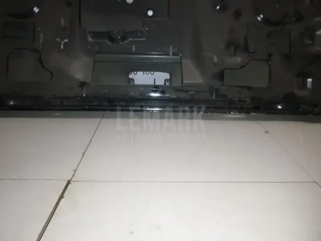 Дверь багажника