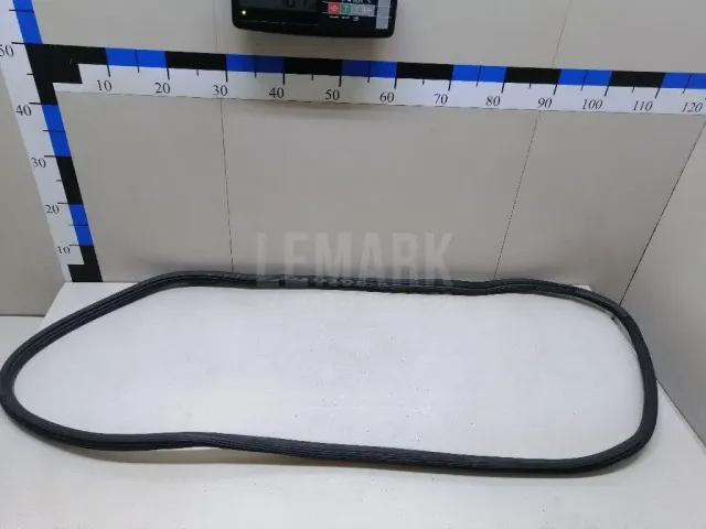 Уплотнитель стекла двери