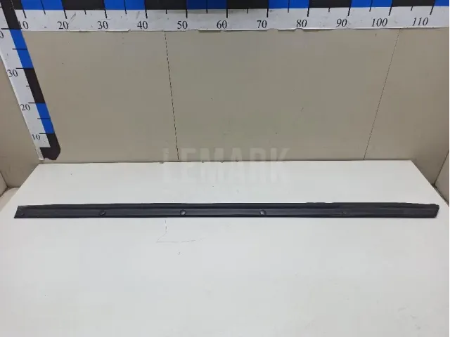 Уплотнитель двери
