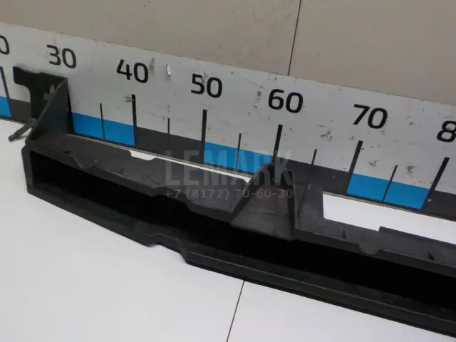 Кронштейн переднего бампера для  BMW X1 E84 2009-2015