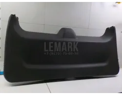 Обшивка двери багажника