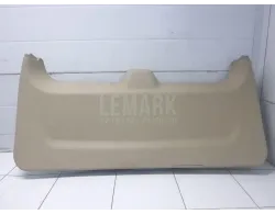 Обшивка двери багажника