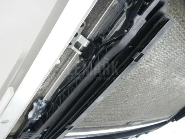 Направляющая люка для  Geely Emgrand EC7 (FE-1/2) 2011-2016