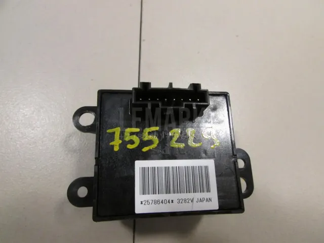 Кнопка люка для  Ford Galaxy 2006-2015