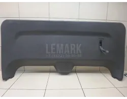 Обшивка двери багажника