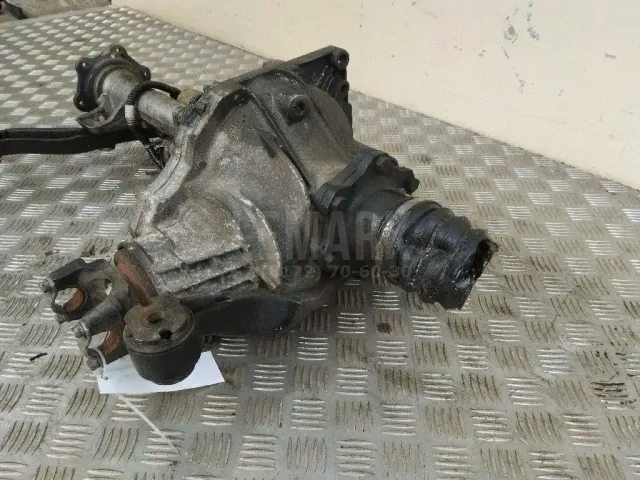 Кронштейн передней балки для  Acura