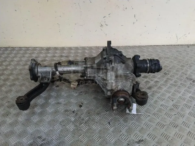 Кронштейн передней балки для  Acura