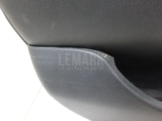 Обшивка двери передней левой для  Citroen C-Crosser 2008-2013