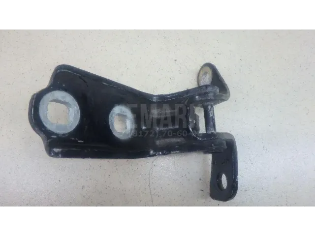 Петля двери передней для  BMW X5 E70 2007-2013