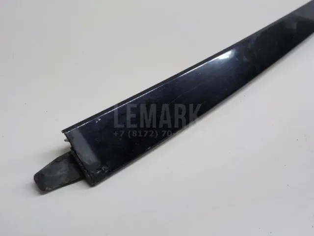 Молдинг лобового стекла для  Ford America Explorer 2001-2011