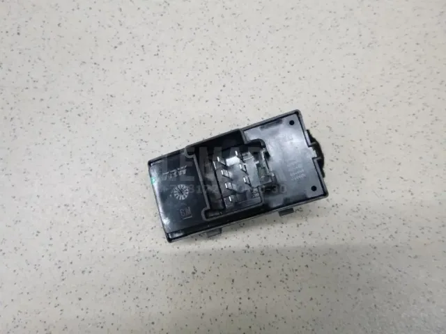 Кнопка стеклоподъемника для  Ford Galaxy 2006-2015