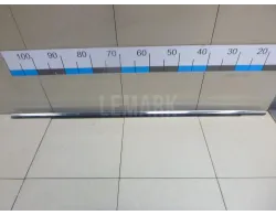 Накладка стекла переднего правого