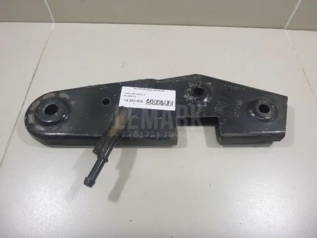 Кронштейн передней балки для  Ford Fiesta 2001-2008