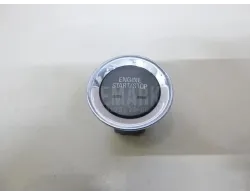 Кнопка запуска двигателя