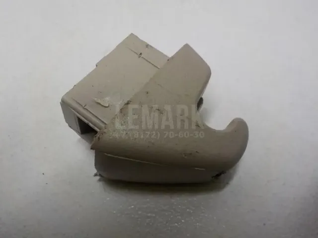 Крючок солнцезащитного козырька для  Daihatsu Trevis 2006-2011