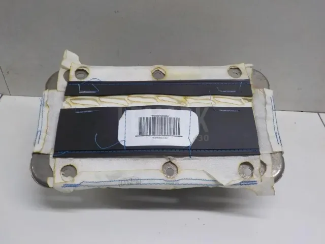 Подушка безопасности пассажирская (в торпедо) для  Ford Focus II 2008-2011