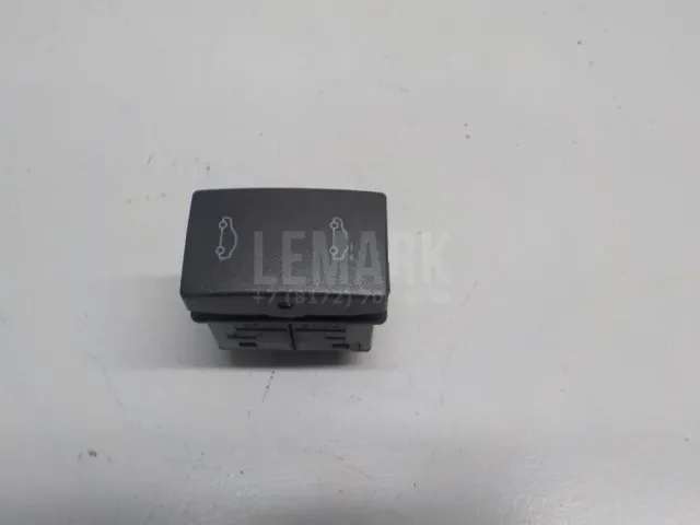 Кнопка люка для  FAW Besturn B50 2009-2016