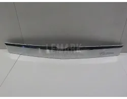 Накладка двери багажника